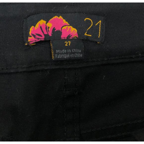 Forever 21 Black Skinny Jeans with Silver Zippers - Picture 10 of 11